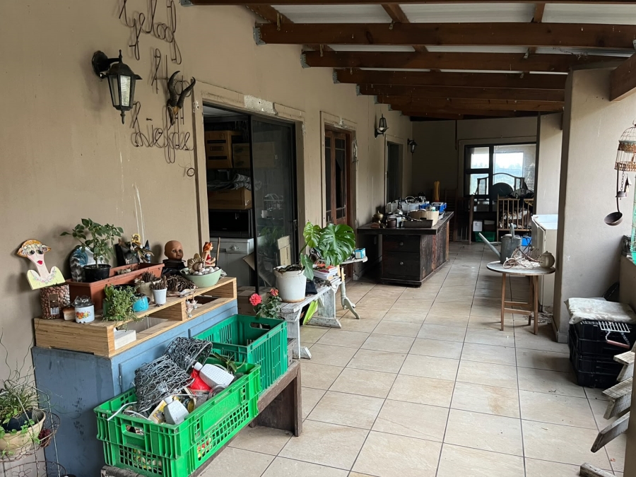 5 Bedroom Property for Sale in Hopefield Western Cape
